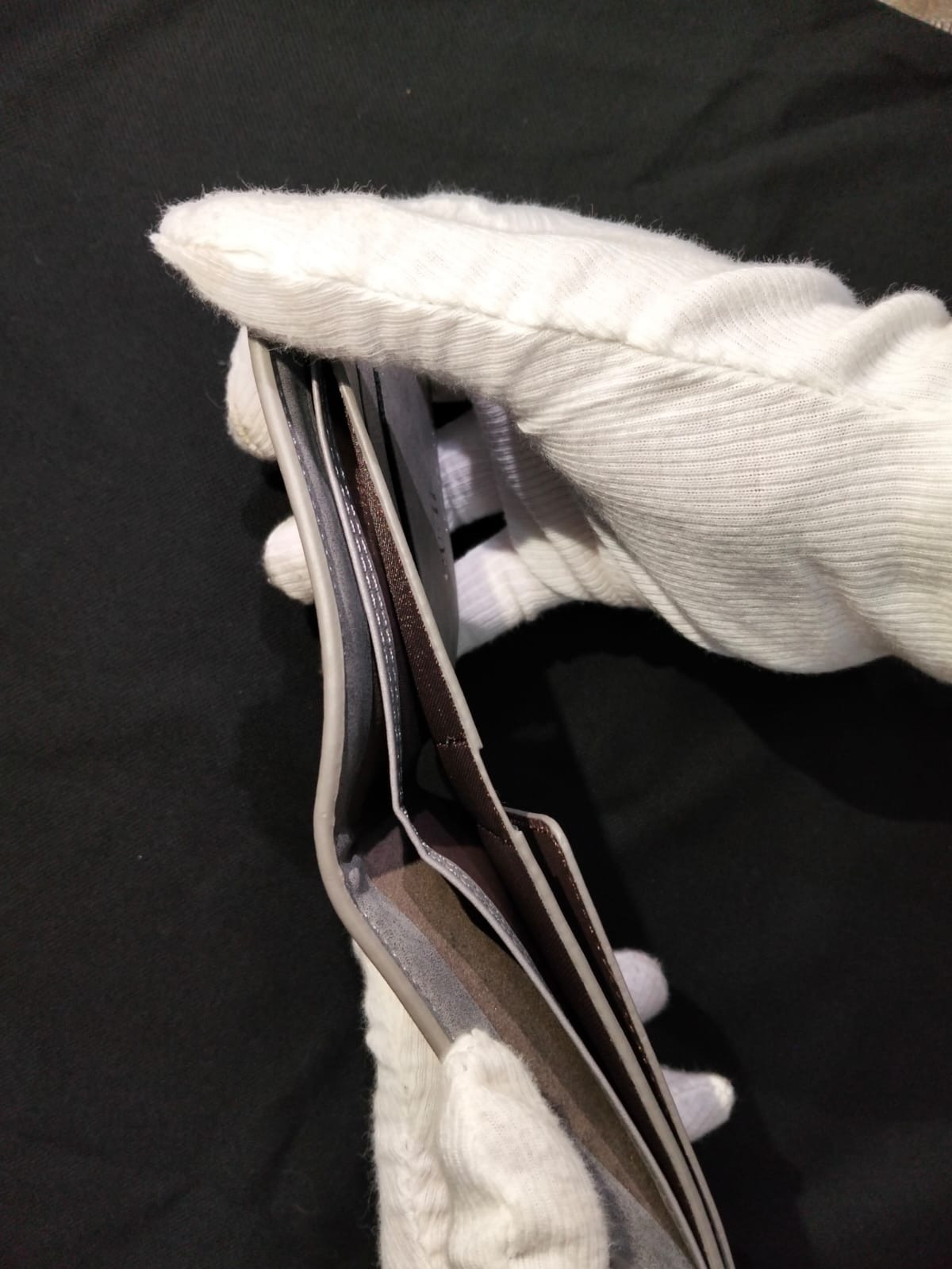 gray wallet